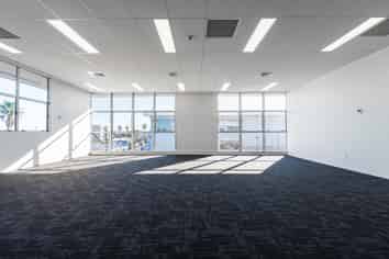 Natural Light & Newly Refurbished | 95m2 | Office