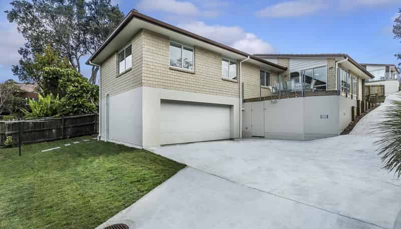 19B Te Atatu Road, Te Atatu South