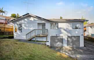 28 Holt Avenue, Torbay