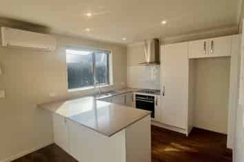 17A Siren Street, Silverdale