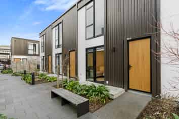 3/185 High Street, Hutt Central