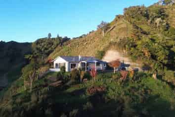 1724 State Highway 3, Uruti