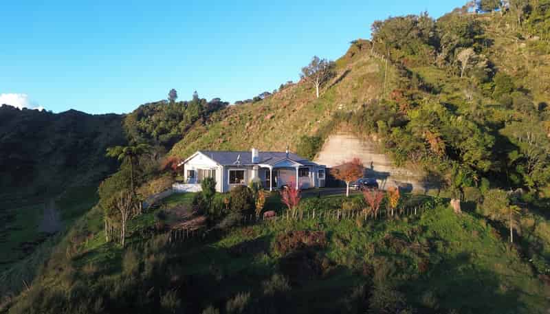 1724 State Highway 3, Uruti
