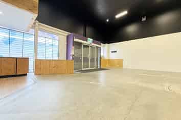 High-Profile Bulk Retail in Rosedale | 1,072m2