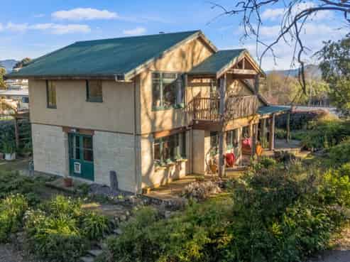 35B Alma Street, Renwick