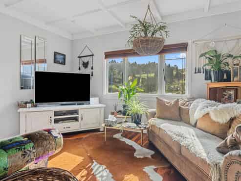 14 Ellis Road, Benneydale