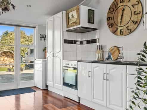 14 Ellis Road, Benneydale