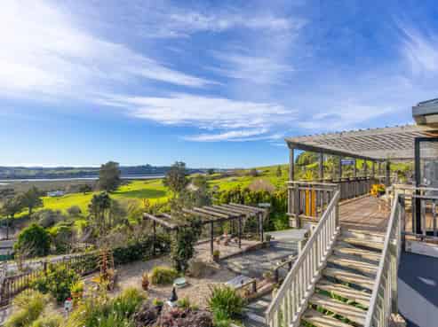 16 Bennett Street, Port Albert