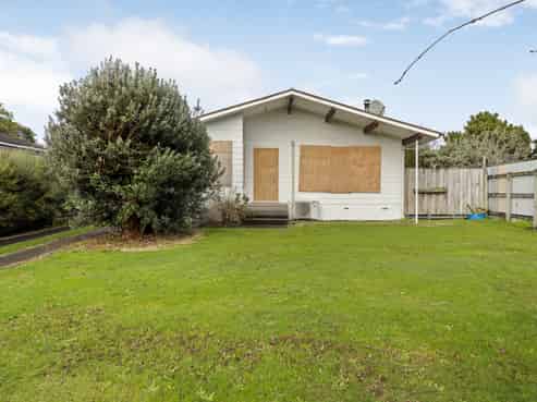 16 Camden Place, Pukete