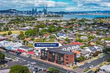 6/1B Egremont Street, Belmont