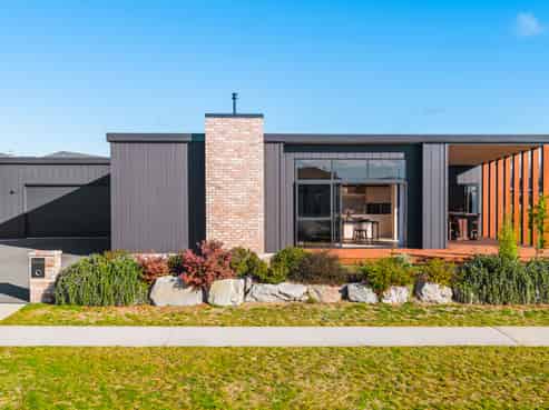 2 Maru Terrace, Wharewaka