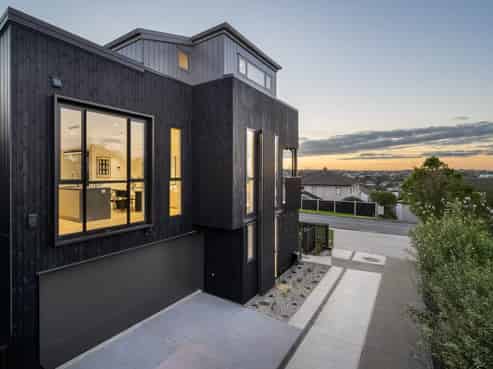 12B Kowhai Road, Campbells Bay
