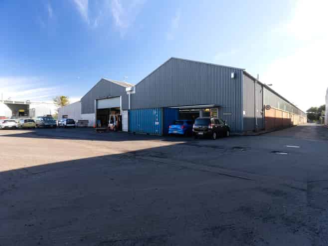 Sole Agency: 2,000sqm with Sharp Rentals