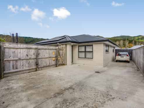 18A Mayo Grove, Naenae