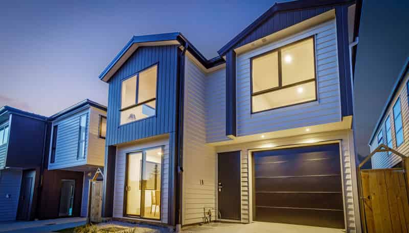 1B & 1C Fernwood Place, Waiotaiki Bay