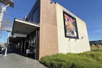 367 sqm Office Above NorthWest Shopping Centre