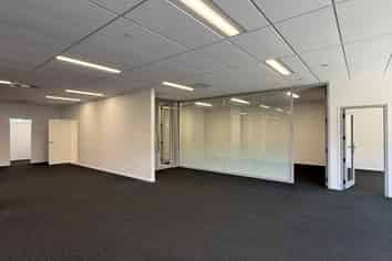 367 sqm Office Above NorthWest Shopping Centre