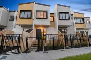 15 Farringdon Street, Glen Innes