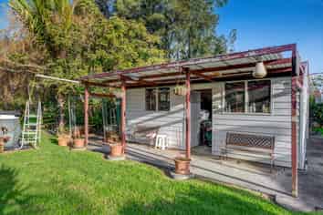 2312 State Highway 16, Helensville