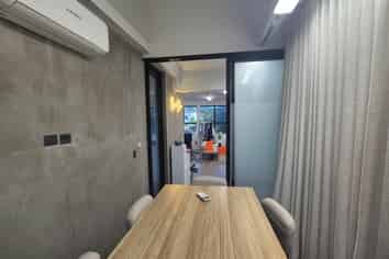 BOUTIQUE STUDIO/OFFICE - NORTHCOTE'S BEST!
