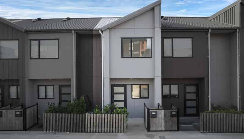 7 Eileen Newey Place, Henderson