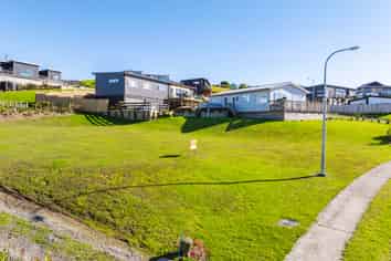30 Weka Street, Mangawhai