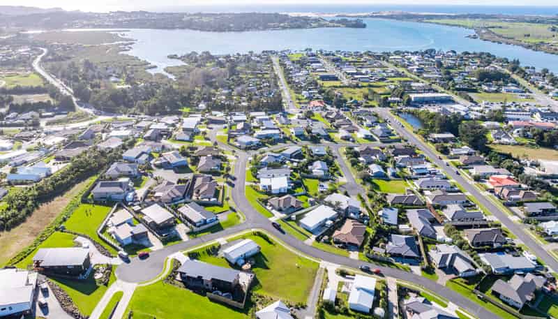 30 Weka Street, Mangawhai