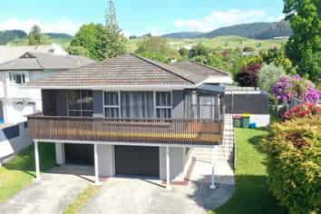  15 Blackmore Drive, Lynmore