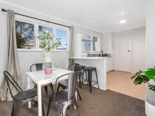 10 Lincoln Grove, Cannons Creek