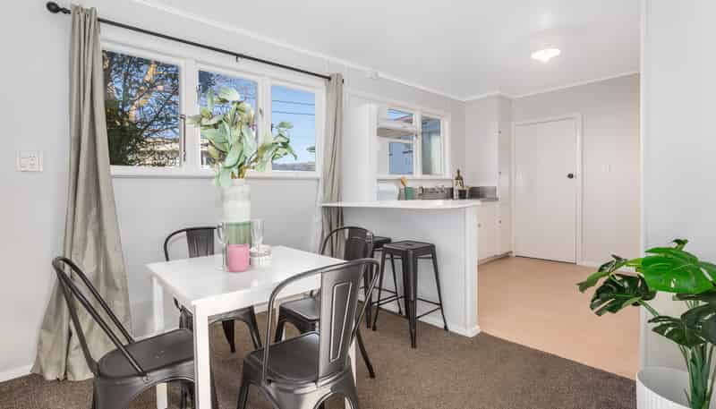 10 Lincoln Grove, Cannons Creek