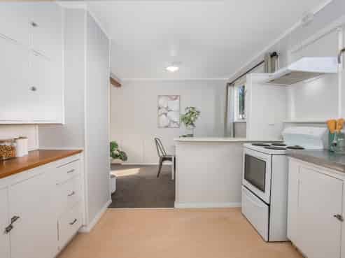 10 Lincoln Grove, Cannons Creek