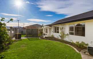 1 Karina Crescent, Redwoodtown