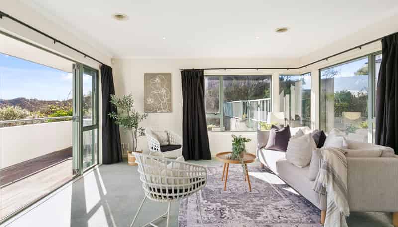 1 Becker Way, Karori