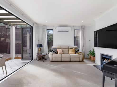 5A Montrose Terrace, Mairangi Bay