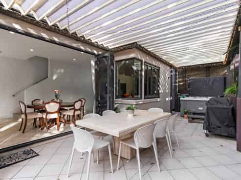 5A Montrose Terrace, Mairangi Bay