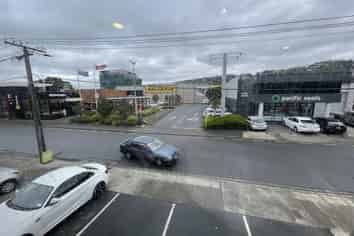 Small office ready to go in Petone 