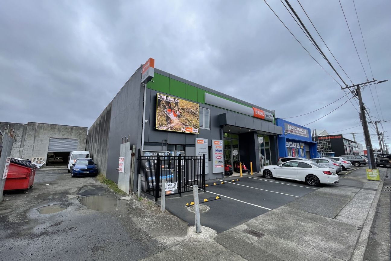 Small office ready to go in Petone