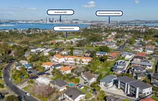 8B Deuxberry Avenue, Northcote