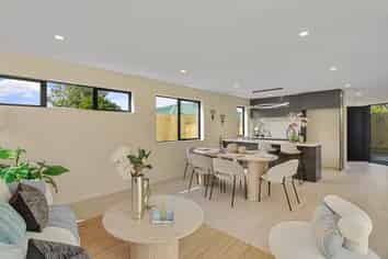 8B Deuxberry Avenue, Northcote