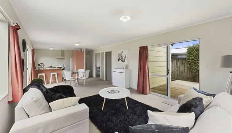 81B Cameron road, Hamilton East