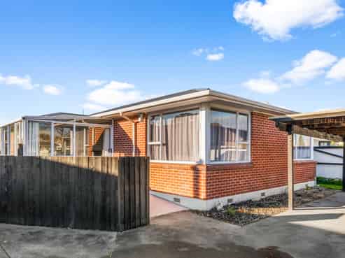 1/310 Main North Road, Redwood