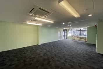 Ground Floor Office - Parking & Location