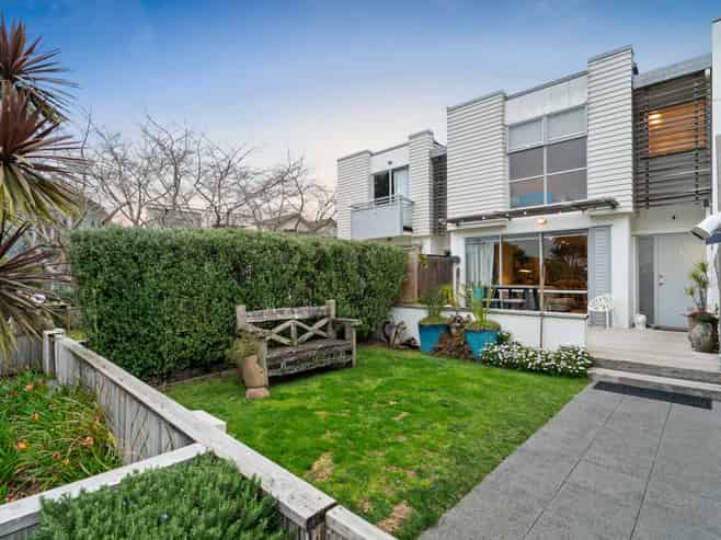 16 Willow Camp Road, Takanini