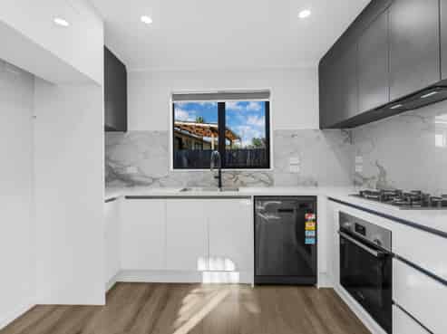 9A Bernard Street, Papatoetoe