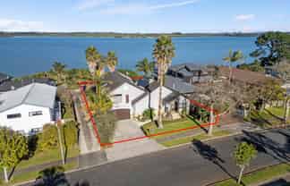 35 St Annes Crescent, Wattle Downs
