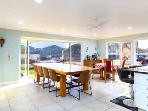 42 Waikawa Road, Picton