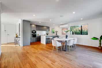 5C Moreland Road, Mount Albert
