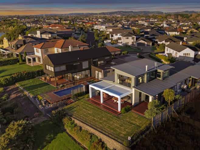 67 Milano Boulevard, Karaka