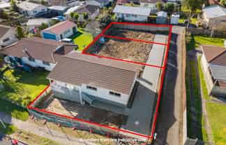2&3, 102 Finlayson Avenue, Clendon Park