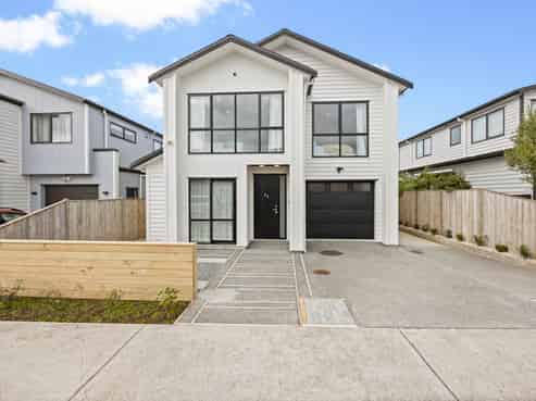 35 Toanui Road, Hobsonville